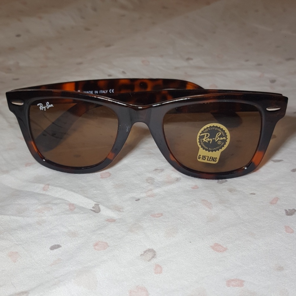 Ray Ban Tortoise Wayfarers Sunglasses